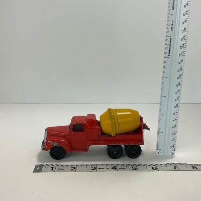-239- TOYS | 1950â€™s Toy Trucks
