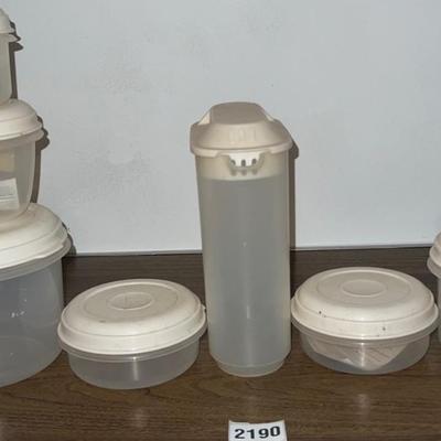 Rubbermaid containers