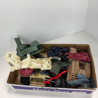 -244- COLLECTIBLE | Miscellaneous Vintage GI Joe Parts & Pieces
