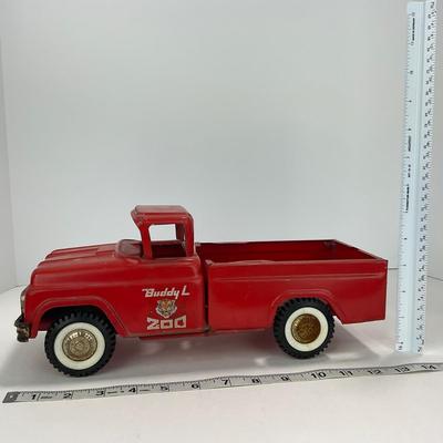 -245- COLLECTIBLE | Vintage Red Buddy L 200 Truck