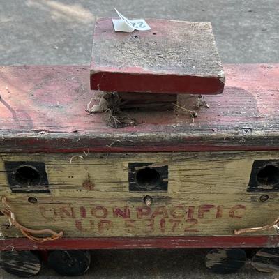 Train birdhouse