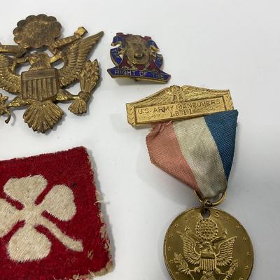 -251- MILITARY | Vintage Military Army Pins & Buttons