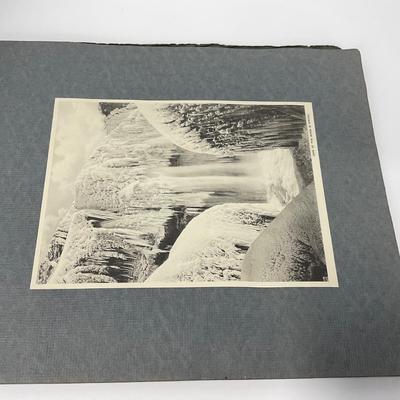 -253- COLLECTIBLE | Early 1900â€™s Niagara Falls Antique Souvenir Waterfall Picture Book