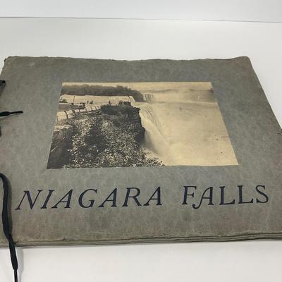 -253- COLLECTIBLE | Early 1900â€™s Niagara Falls Antique Souvenir Waterfall Picture Book