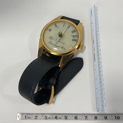 -255- COLLECTIBLE | 1960â€™s Large Watch Radio