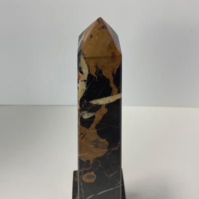 -257- COLLECTIBLE | Vintage Natural Polished Stone Wand Point Tower