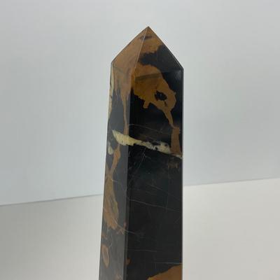 -257- COLLECTIBLE | Vintage Natural Polished Stone Wand Point Tower