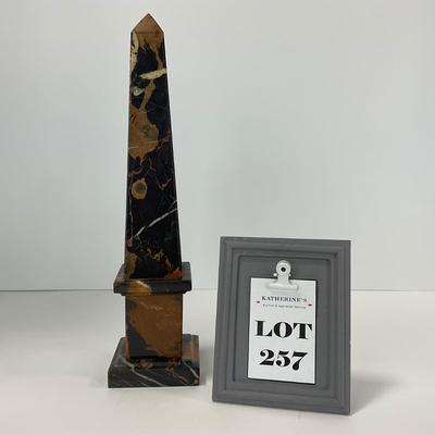-257- COLLECTIBLE | Vintage Natural Polished Stone Wand Point Tower