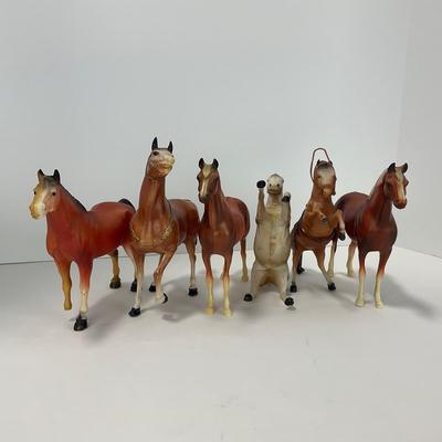 -261- COLLECTIBLE | Vintage Horse Collection