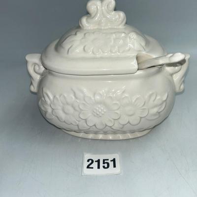 Ceramic dishes