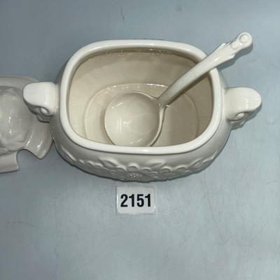 Ceramic dishes