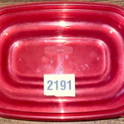 Rubbermaid Containers