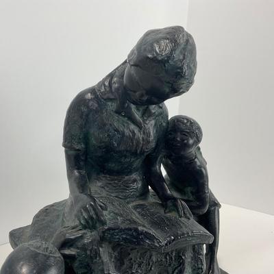 -271- COLLECTIBLE | Large Mother reading Statue | Daniel Brown 1999