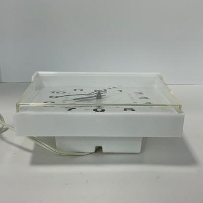 -273- COLLECTIBLE | 1950â€™s Ingraham Wall Clock With Box