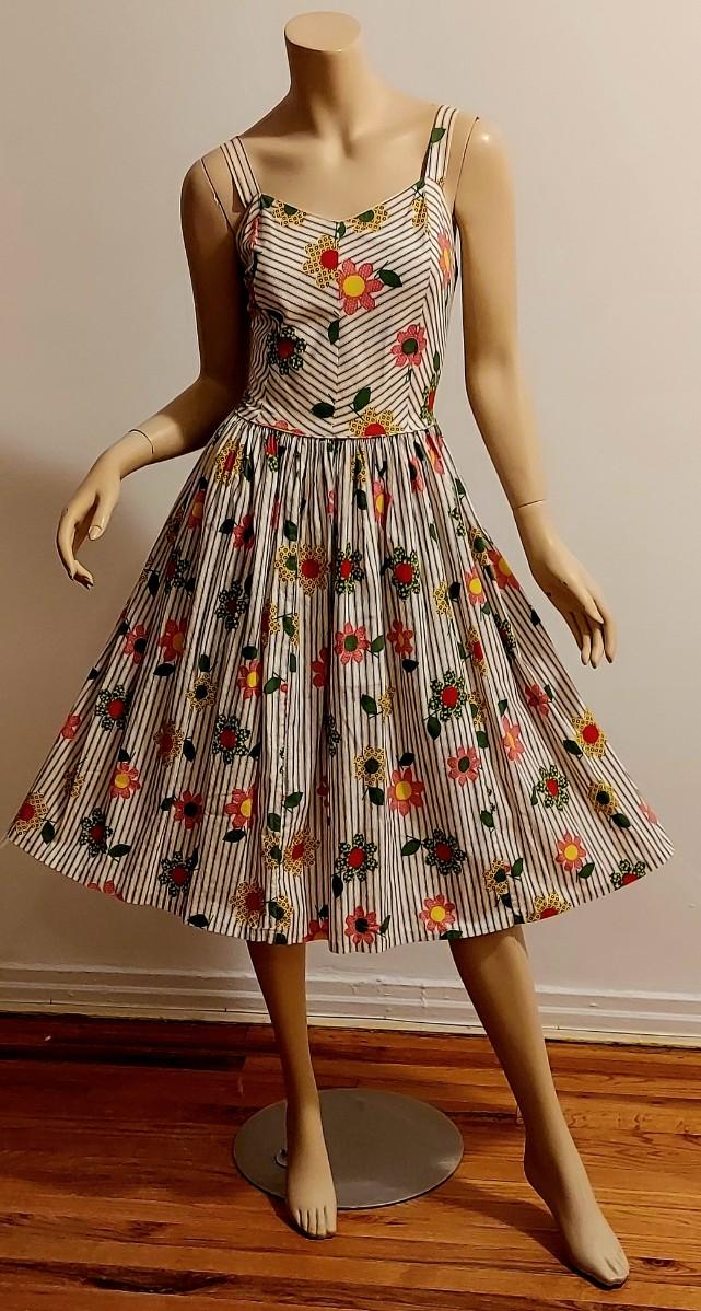 Vtg 1950s Kay Evans Fit Flare Flower Power cotton dress