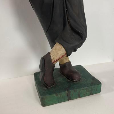 -284- COLLECTIBLE | Wooden Golfer & Gold Club