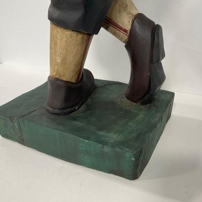 -284- COLLECTIBLE | Wooden Golfer & Gold Club