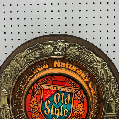 -287- BEER | Old Style Lighted Beer Sign