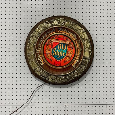 -287- BEER | Old Style Lighted Beer Sign