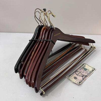 SET OF 9 DARK WOOD SUIT HANGERS WITH PANT FEATURE