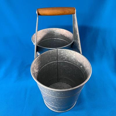 CUTE GALVANIZED METAL 2-SECTION PICNIC CADDY w/ WOOD HANDLE
