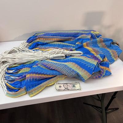 COLORFUL WOVEN NYLON HAMMOCK