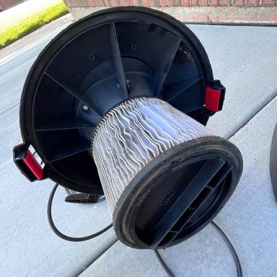 ALMOST NEW STAINLESS STEEL SHOP VAC 12 GAL., 6HP