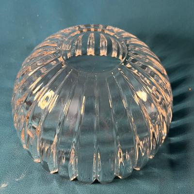 EXQUISITE TIFFANY & CO. FLUTED CRYSTAL BOWL