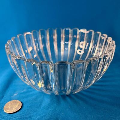 EXQUISITE TIFFANY & CO. FLUTED CRYSTAL BOWL