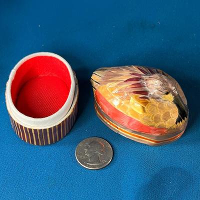 COLORFUL WOOD VENEER TRINKET BOX RESTING BIRD SATIN LINED