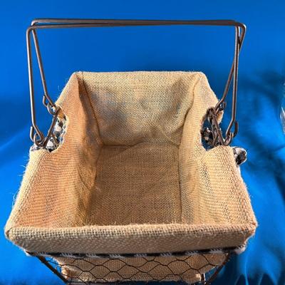 OLD FASHIONED HANDLED WIRE BASKET w/ BURLAP LINING, CHECKERED TRIM
