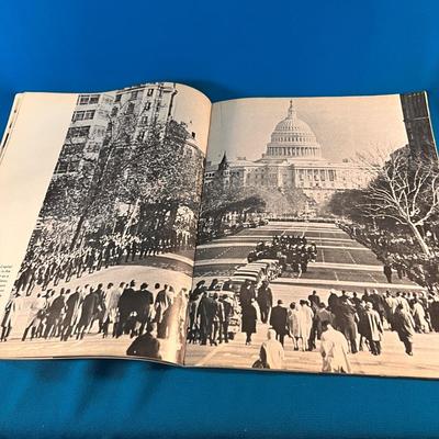 â€œFOUR DARK DAYS IN HISTORY- A PHOTO HISTORY OF PRESIDENT KENNEDYâ€™S ASSASSINATIONâ€