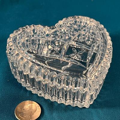 CRYSTAL HEART SHAPED COVERED DISH/ TRINKET BOX