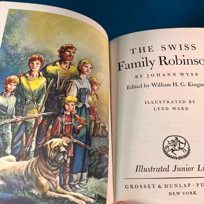 â€œTHE SWISS FAMILY ROBINSONâ€ BOOK by JOHANN WYSS c. 1949 ILLUSTRATED