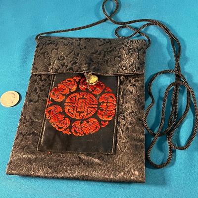 CHINESE SATIN RED BLACK MEDALLION PURSE w/ BRASS BELL CLOSURE