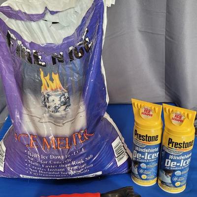 Windshield De-Icer, Scrapper and Ice Melt