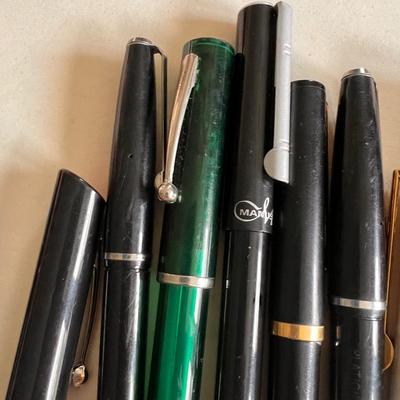 Lot Vintage Fountain Pens - Parker, Waterman, Sheaffer,