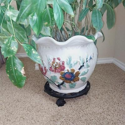 LARGE POT WITH HEALTHY LIVE PLANT ON METAL STAND