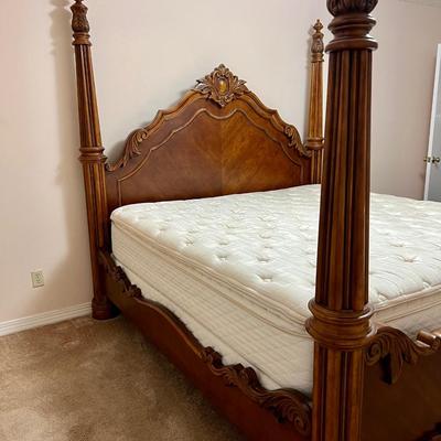 PULASKI  Furniture Edwardian king Bedroom Set