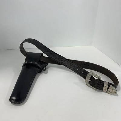 -321- COLLECTIBLE | Large 1950â€™s Hurley Cap Gun & Holster Rare Size