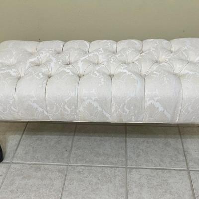 Vanilla Tufted Bench