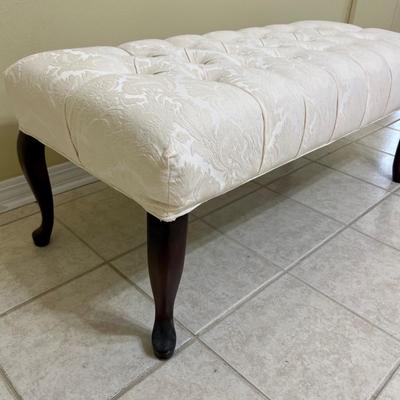 Vanilla Tufted Bench