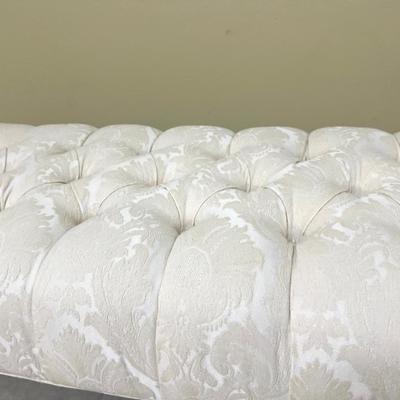 Vanilla Tufted Bench