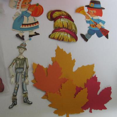 Lot of Decorative Thanksgiving Paper Items, Honeycomb Football, Turkey, More