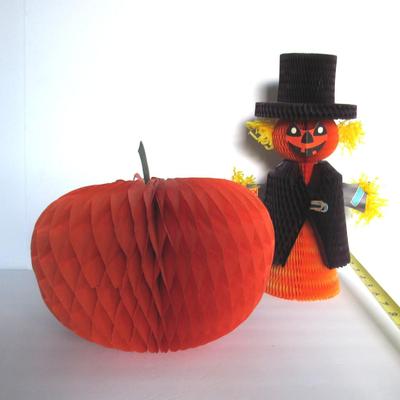 Halloween Honeycomb Scarecrow, Pumpkin, Bat Garland and Door Hanger
