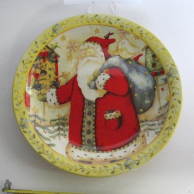 Older Santa Christmas Plate