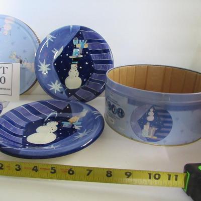 Nice Set of 4 In Tin Snowman Theme Plates, Sakura