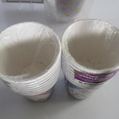 Lot of Paper and Plastic Holiday Cups, Christmas and Easter