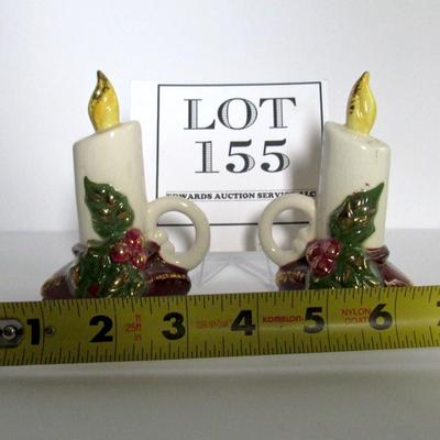 Vintage Pottery Type Salt and Pepper Shakers, Christmas Theme