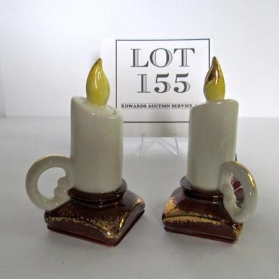 Vintage Pottery Type Salt and Pepper Shakers, Christmas Theme